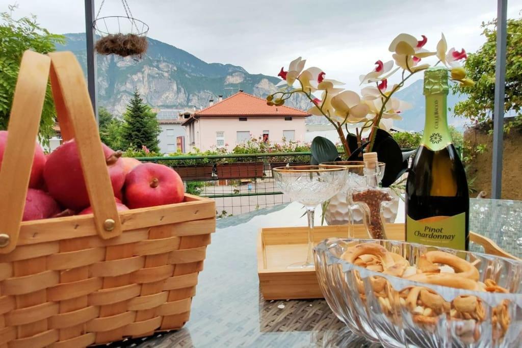 Alloggio Con Idromassaggio E Super Vista Nave San Felice Exterior foto